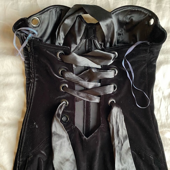 GUESS by Marciano evening sexy dress size 4 👗 - Picture 2 of 8